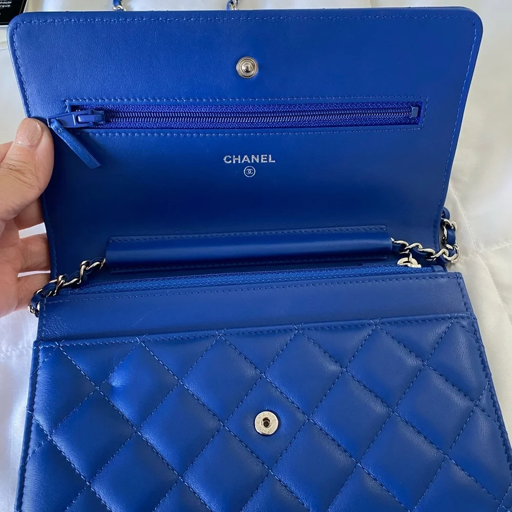 Beautiful royal blue Chanel Wallet on chain WOC 💙 - Picture 6 of 8